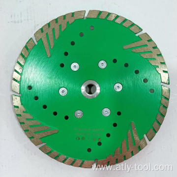 Diamond triangular wave saw blade